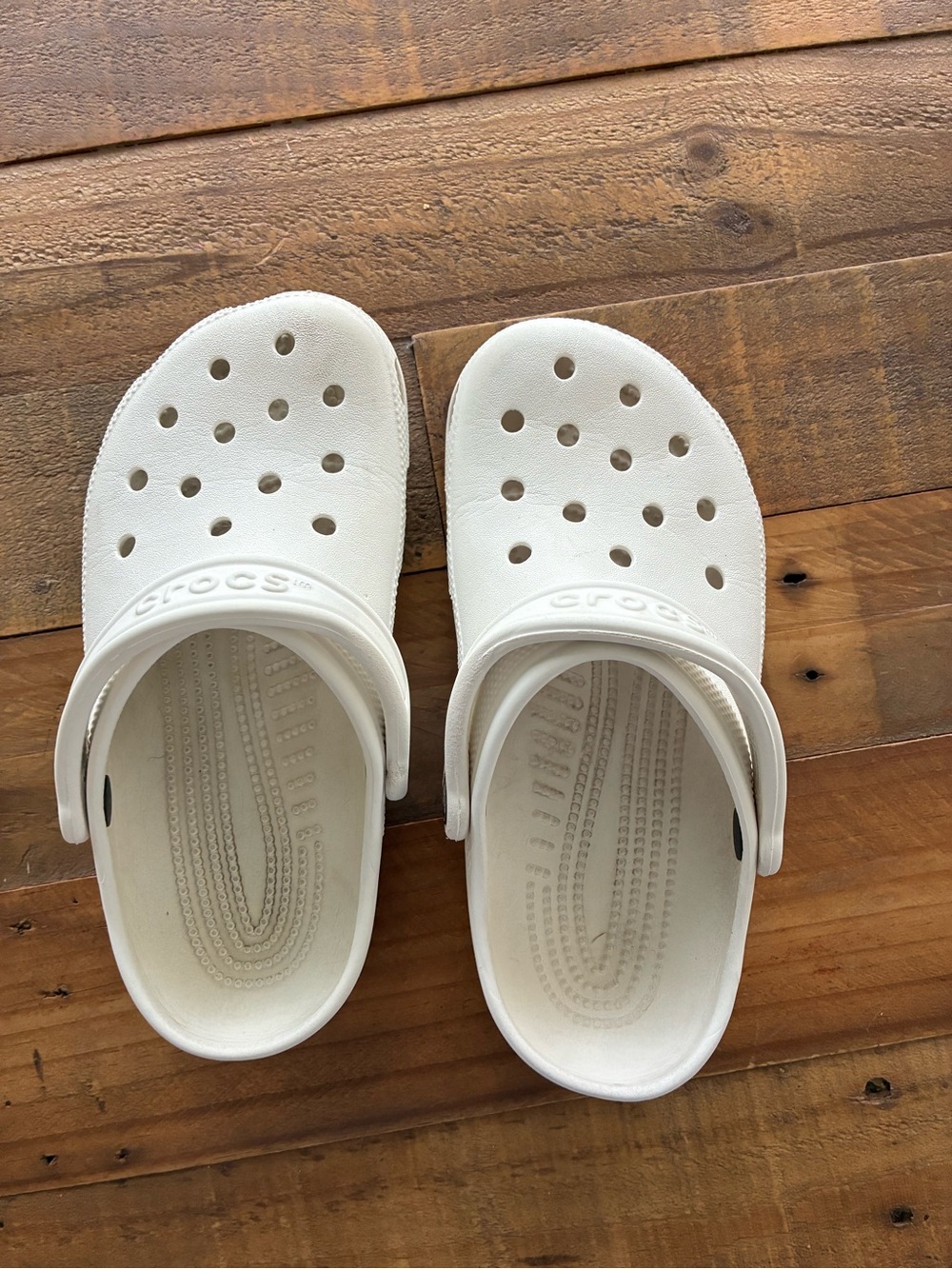 CROCS Classic Kids White Slip-On Clogs with Heel Strap